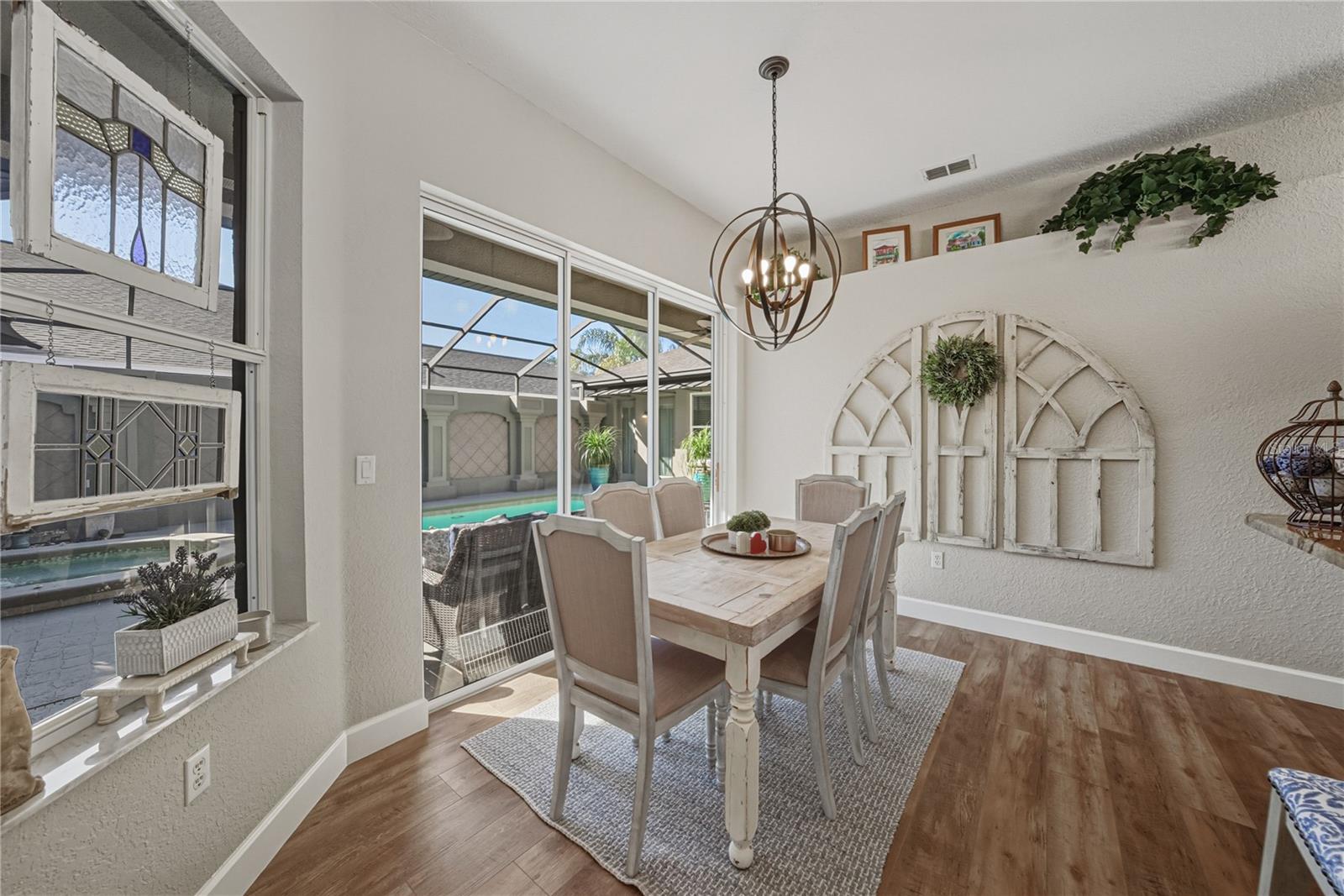 Image 30 of 89 For 12422 Woodlands Circle