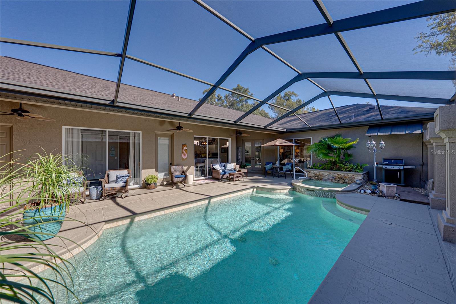 Image 56 of 89 For 12422 Woodlands Circle