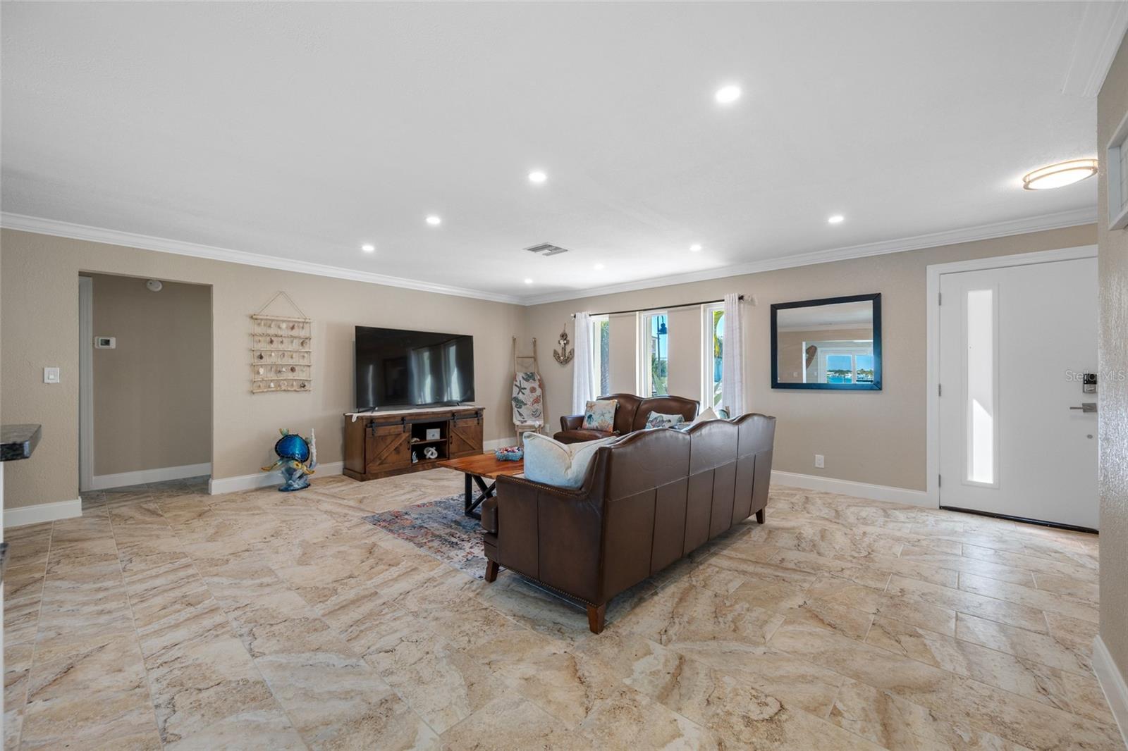 Image 8 of 51 For 17161 2nd Street E