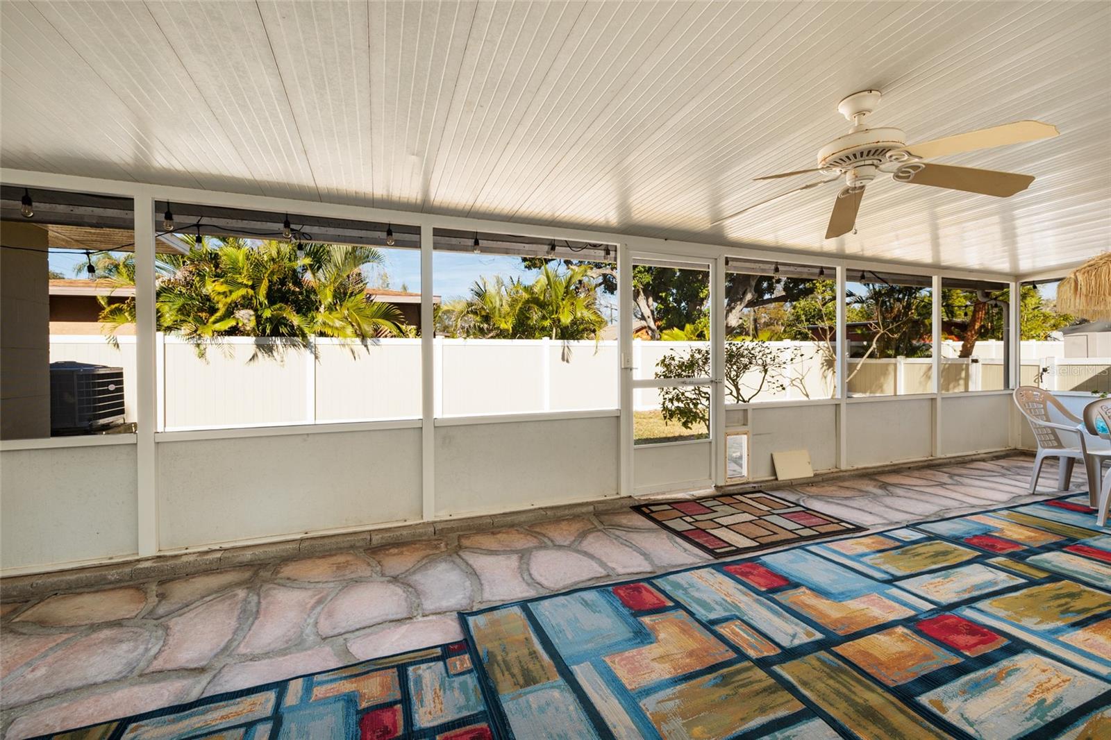 Image 18 of 52 For 7201 Grevilla Avenue S