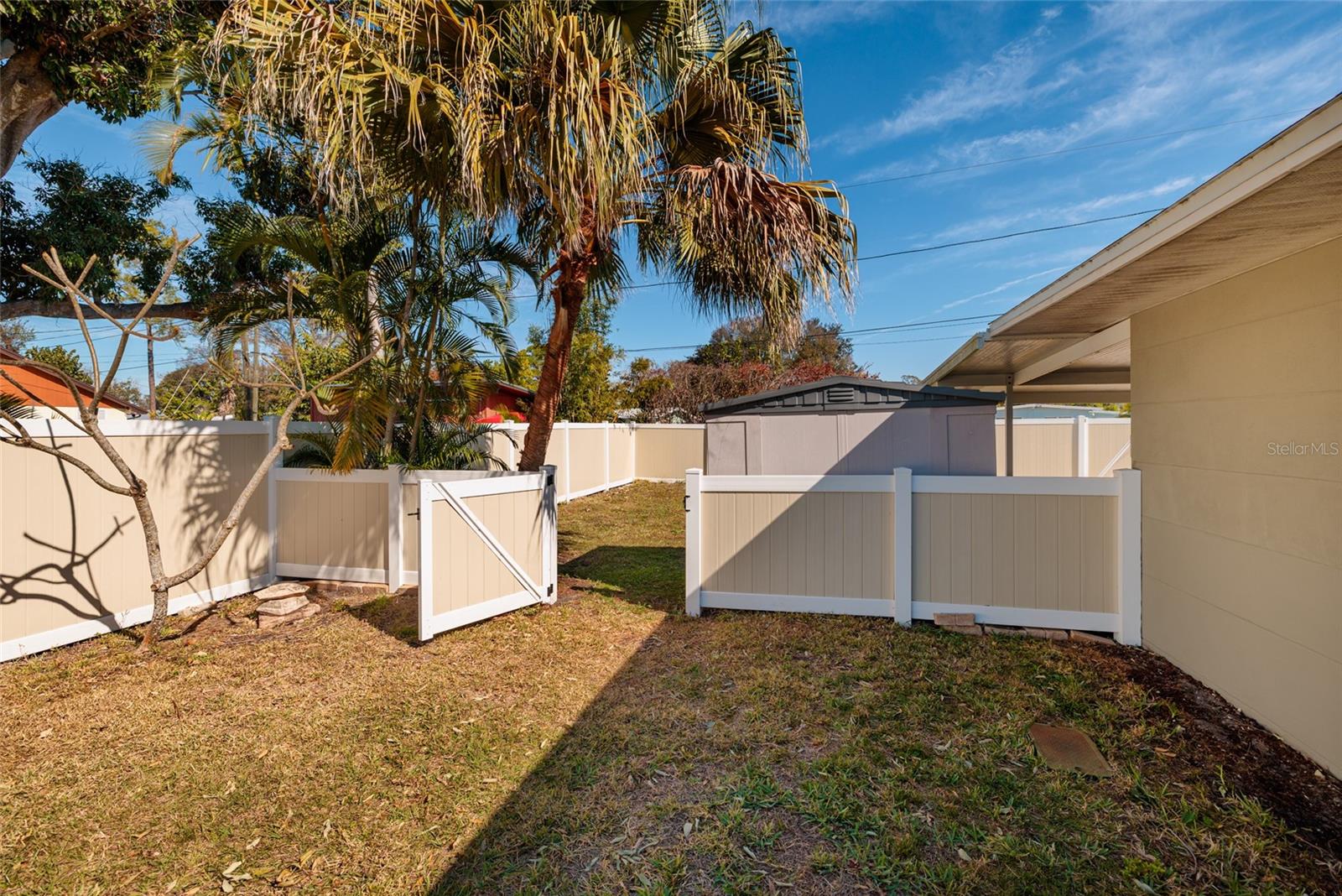 Image 35 of 52 For 7201 Grevilla Avenue S