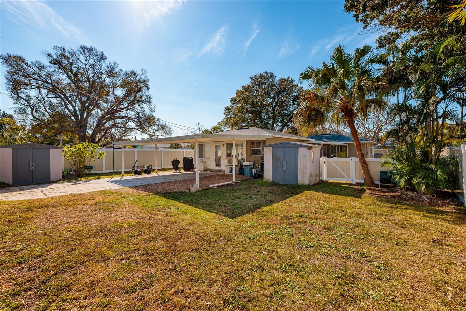 Image 37 of 52 For 7201 Grevilla Avenue S