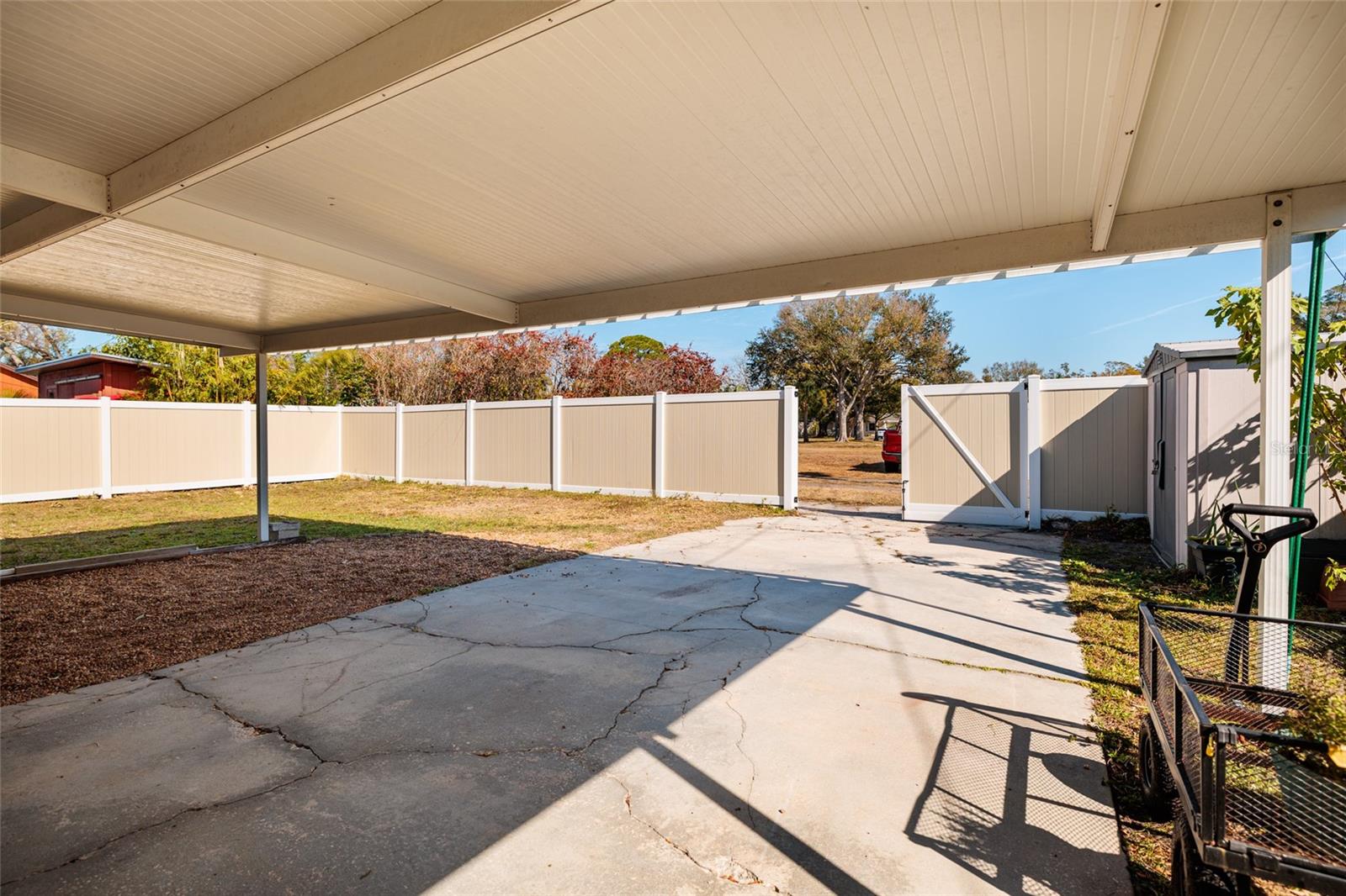 Image 38 of 52 For 7201 Grevilla Avenue S