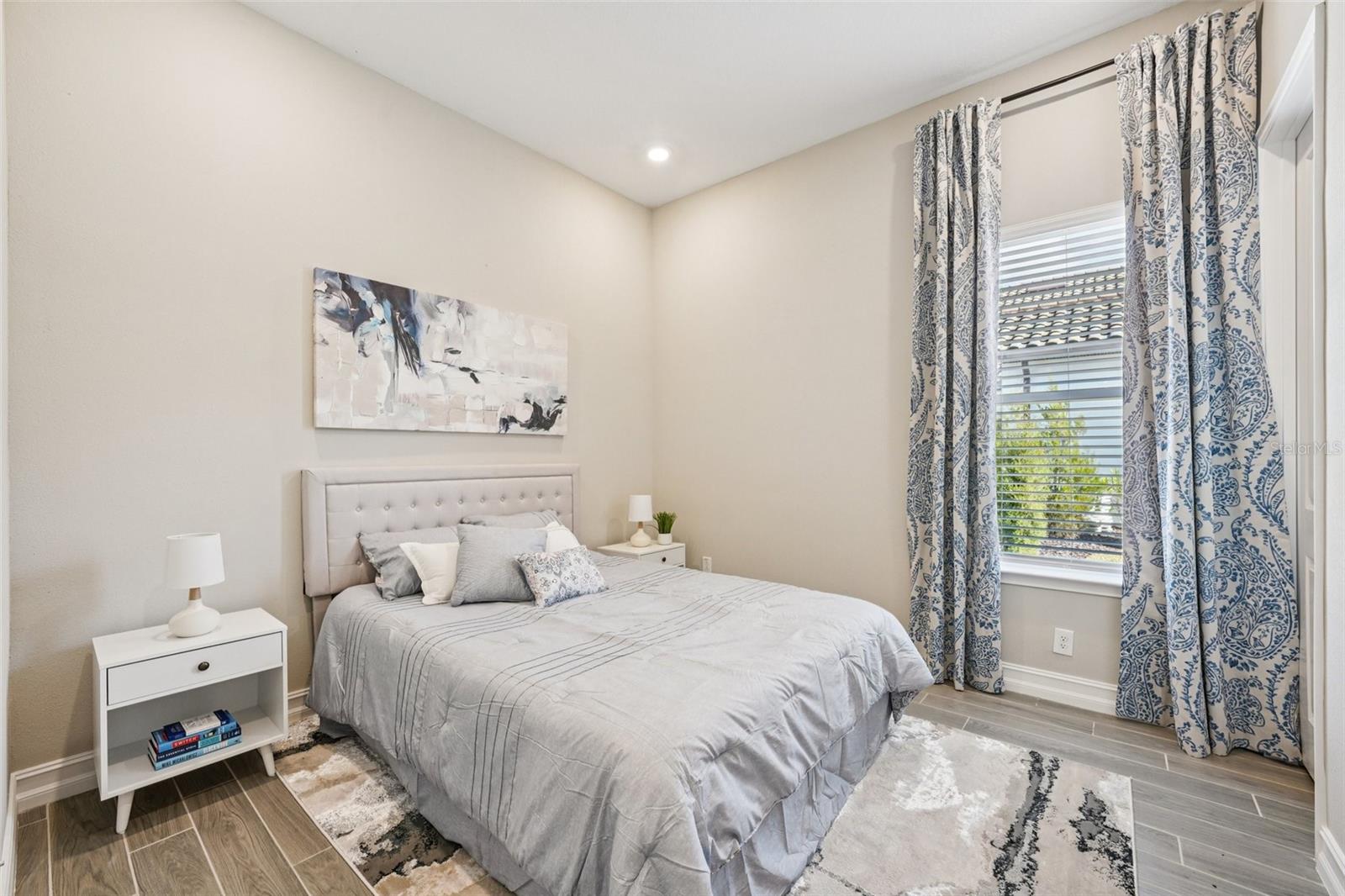 Listing photo id 24 for 2903 Cordoba Ranch Boulevard