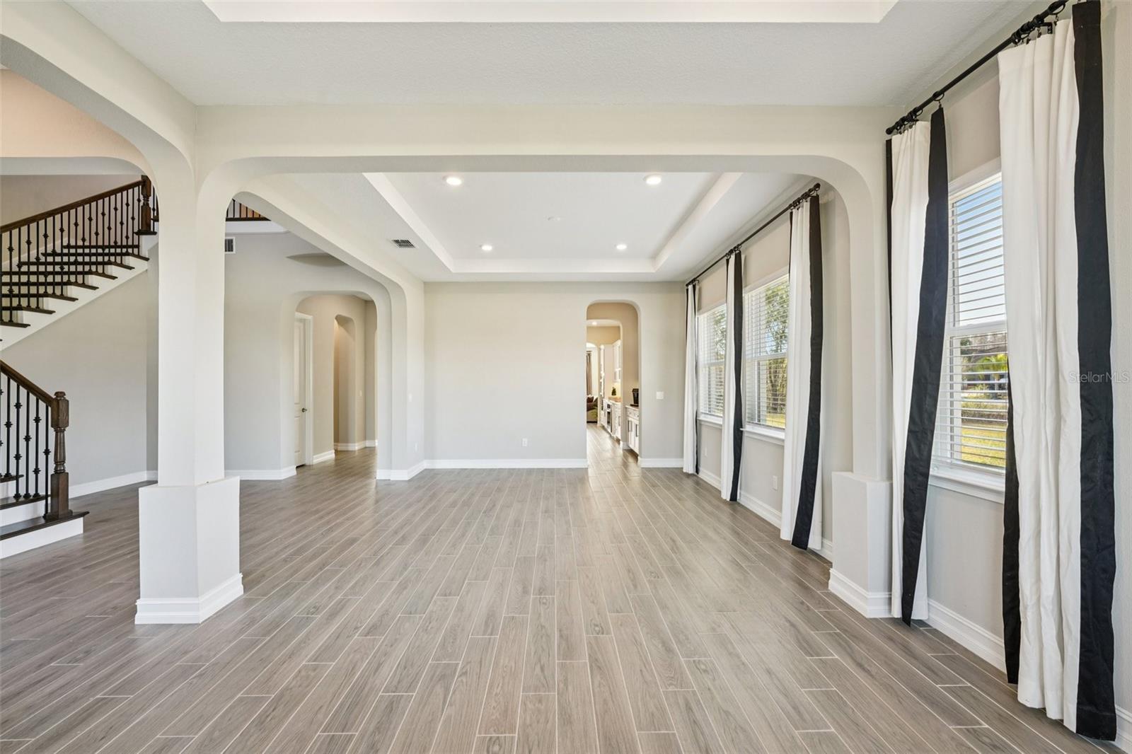 Listing photo id 5 for 2903 Cordoba Ranch Boulevard