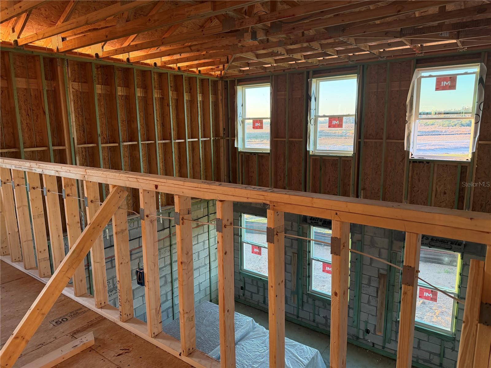 Listing photo id 11 for 5910 Fresh Flora Drive