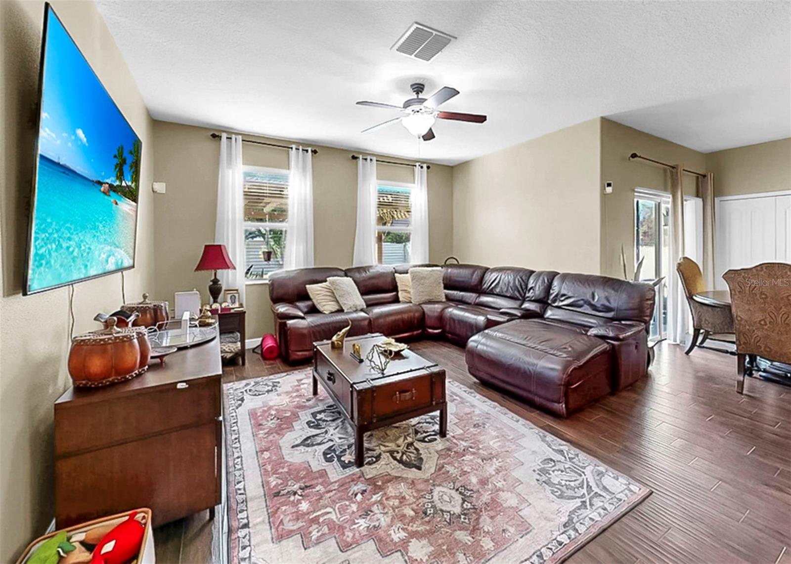 Image 26 of 57 For 10226 Summer Azure Drive