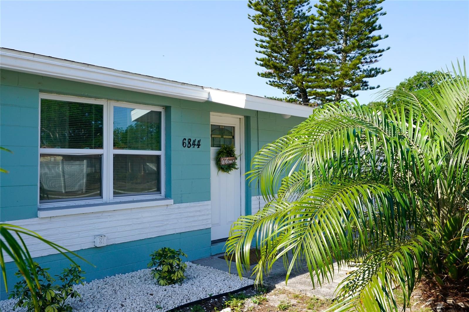 Image 2 of 25 For 6844 82nd Avenue N