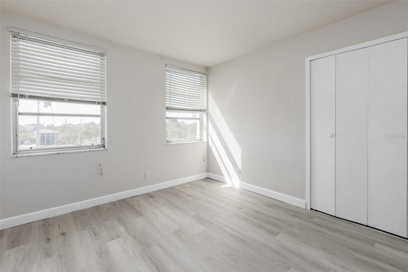 Image 28 of 37 For 10355 Paradise Boulevard 213