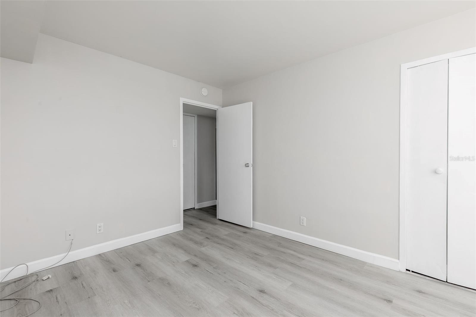 Image 34 of 37 For 10355 Paradise Boulevard 213