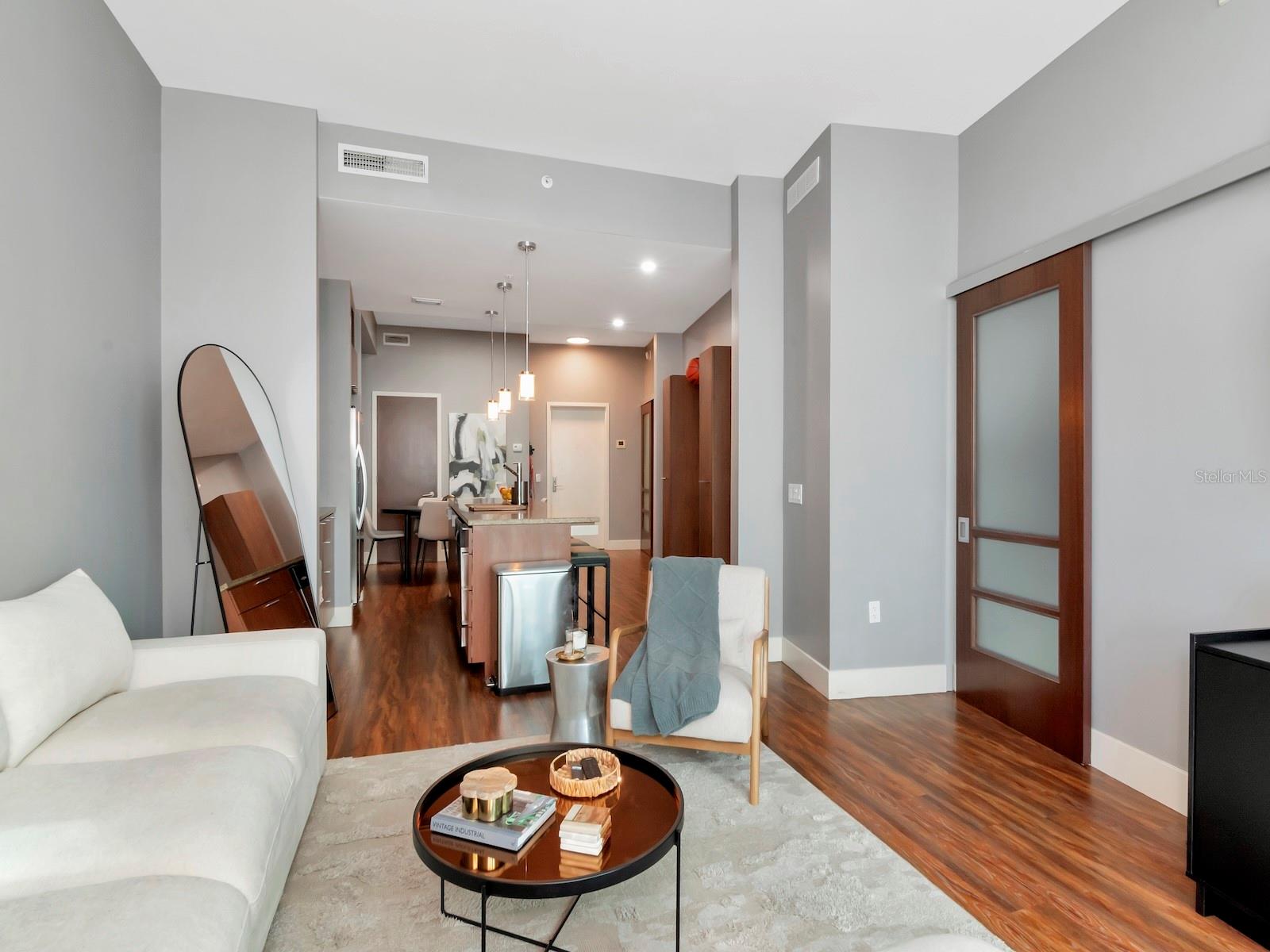 Listing photo id 12 for 111 12th Street 1820