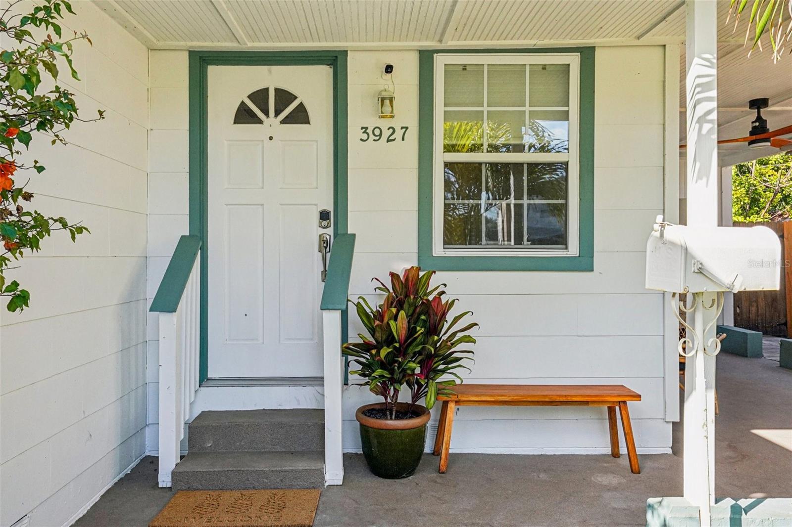 Image 2 of 33 For 3927 10th Avenue N