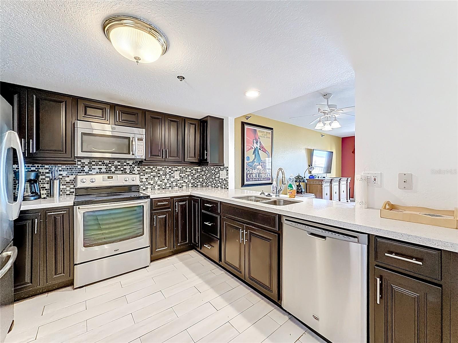 Image 11 of 35 For 78 Gulf Boulevard 5