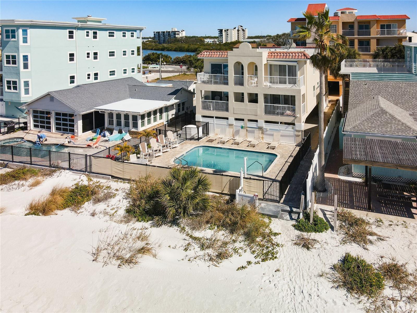 Image 33 of 35 For 78 Gulf Boulevard 5