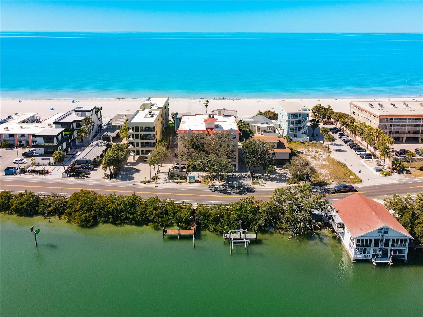 Image 5 of 35 For 78 Gulf Boulevard 5