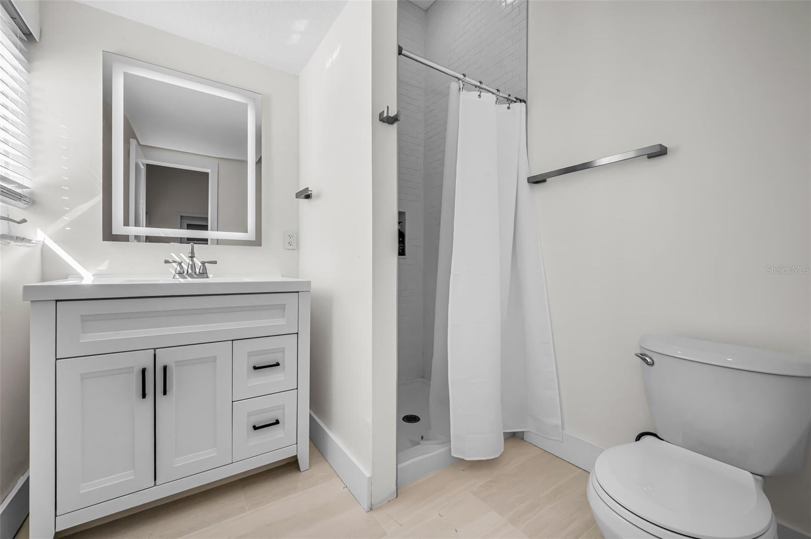 Image 30 of 52 For 755 116th Avenue