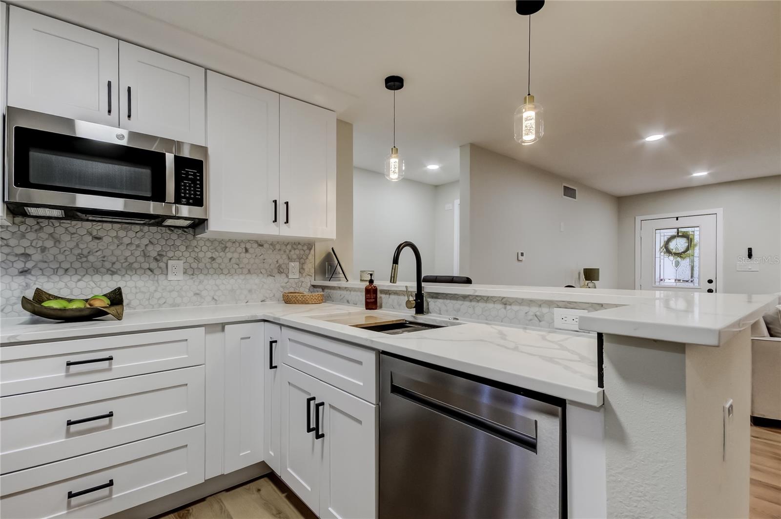 Image 20 of 42 For 2109 Grace Street