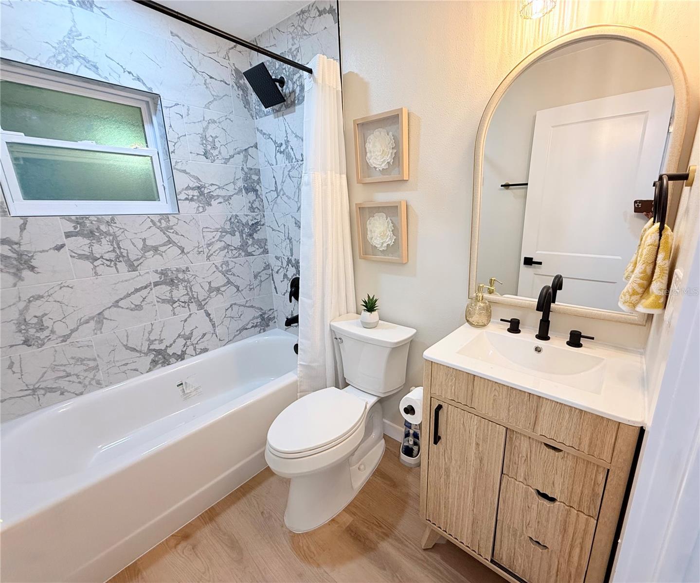 Image 29 of 42 For 2109 Grace Street