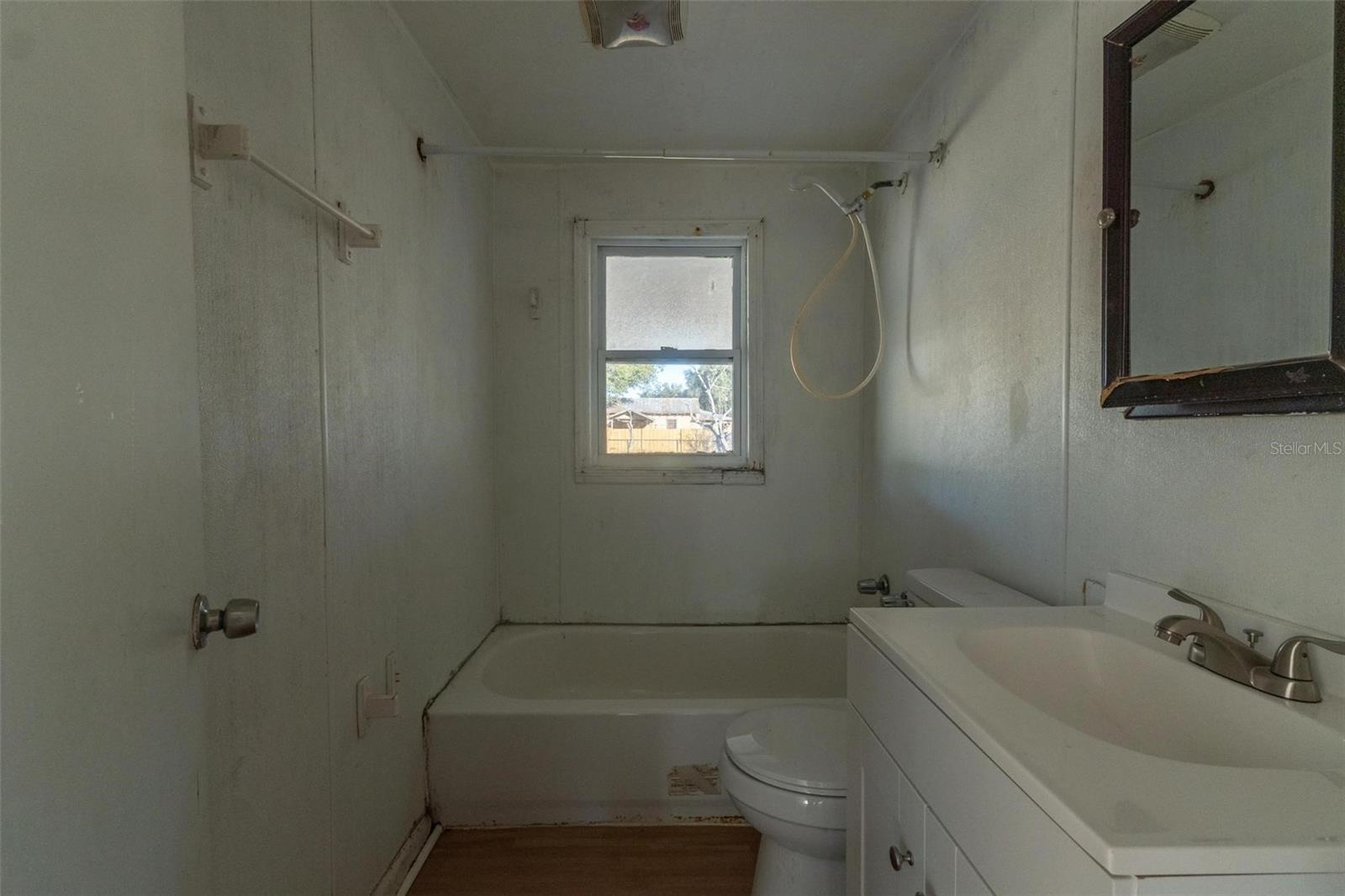 Image 15 of 39 For 3329 Lynn Drive