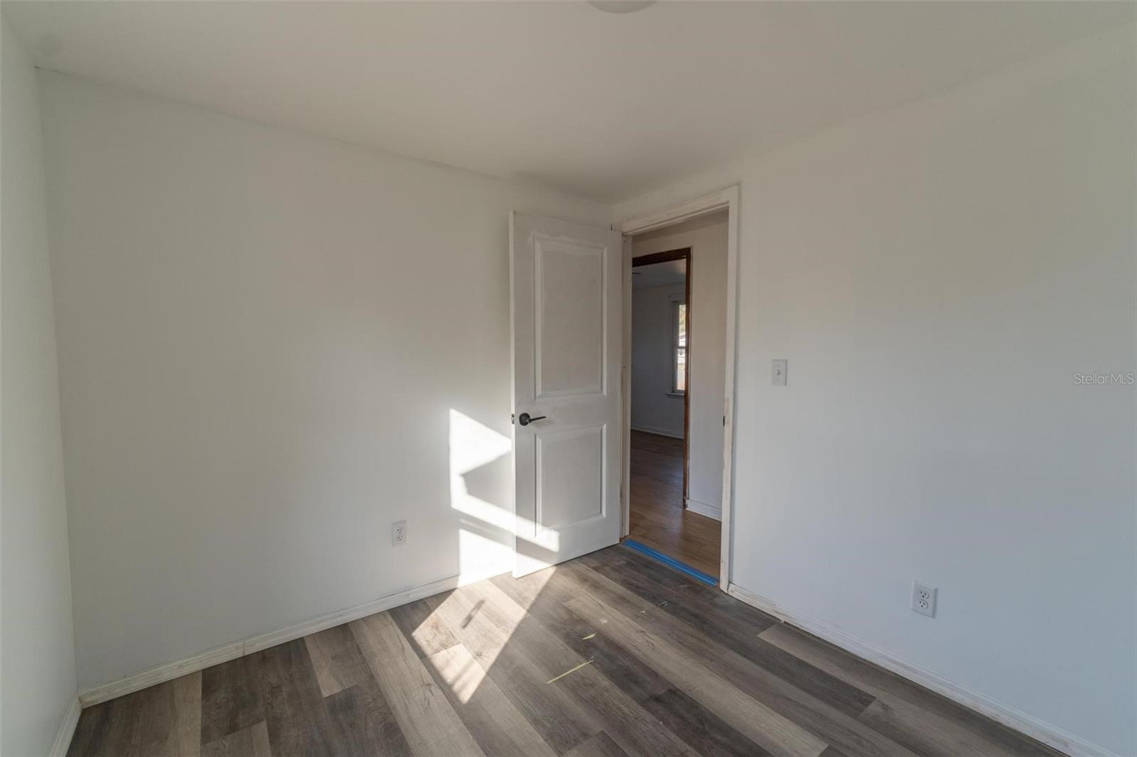 Image 19 of 39 For 3329 Lynn Drive