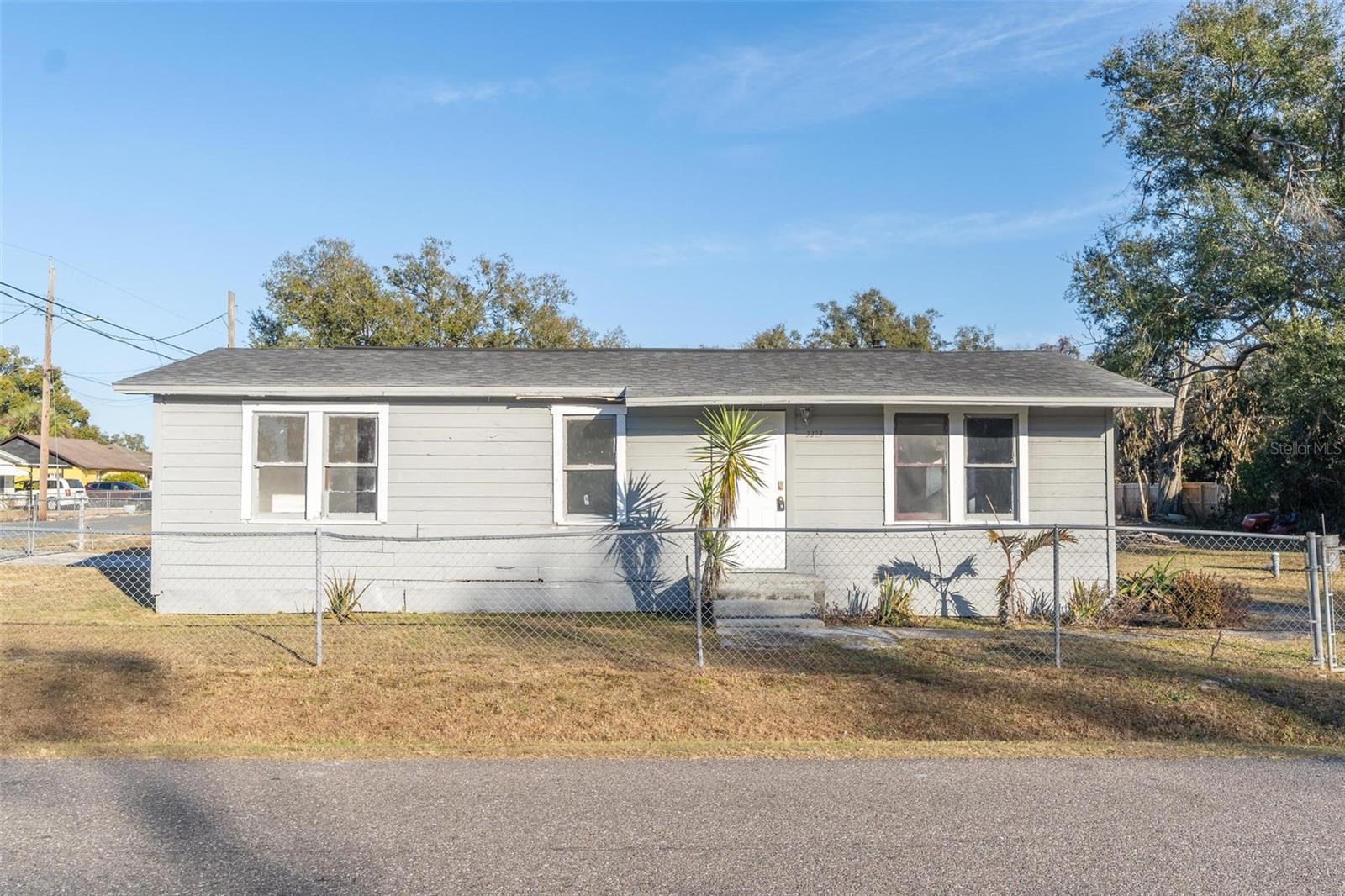 Image 34 of 39 For 3329 Lynn Drive