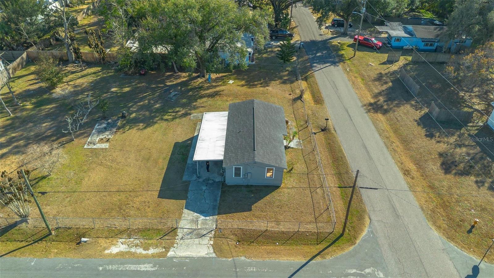 Image 35 of 39 For 3329 Lynn Drive