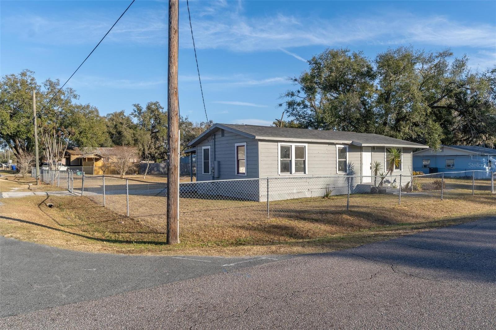 Image 36 of 39 For 3329 Lynn Drive