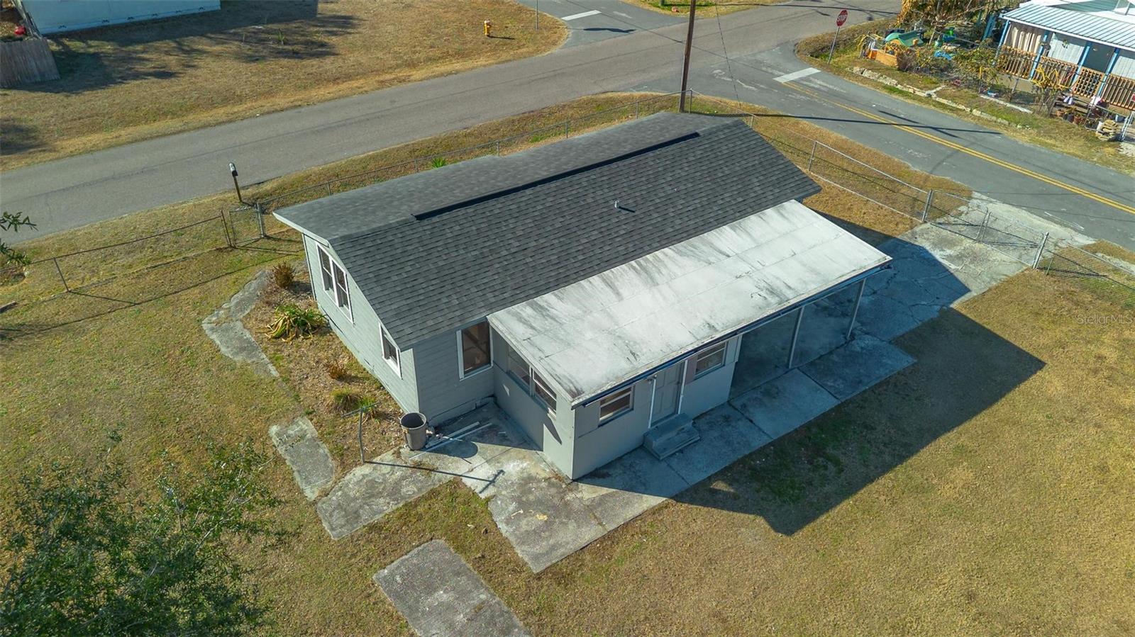 Image 6 of 39 For 3329 Lynn Drive