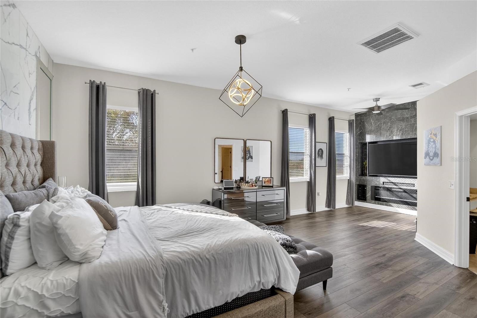 Image 16 of 29 For 520 Villa Treviso Court