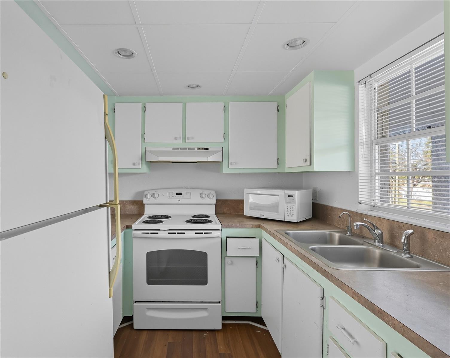 Image 2 of 23 For 4705 5th Street W 302