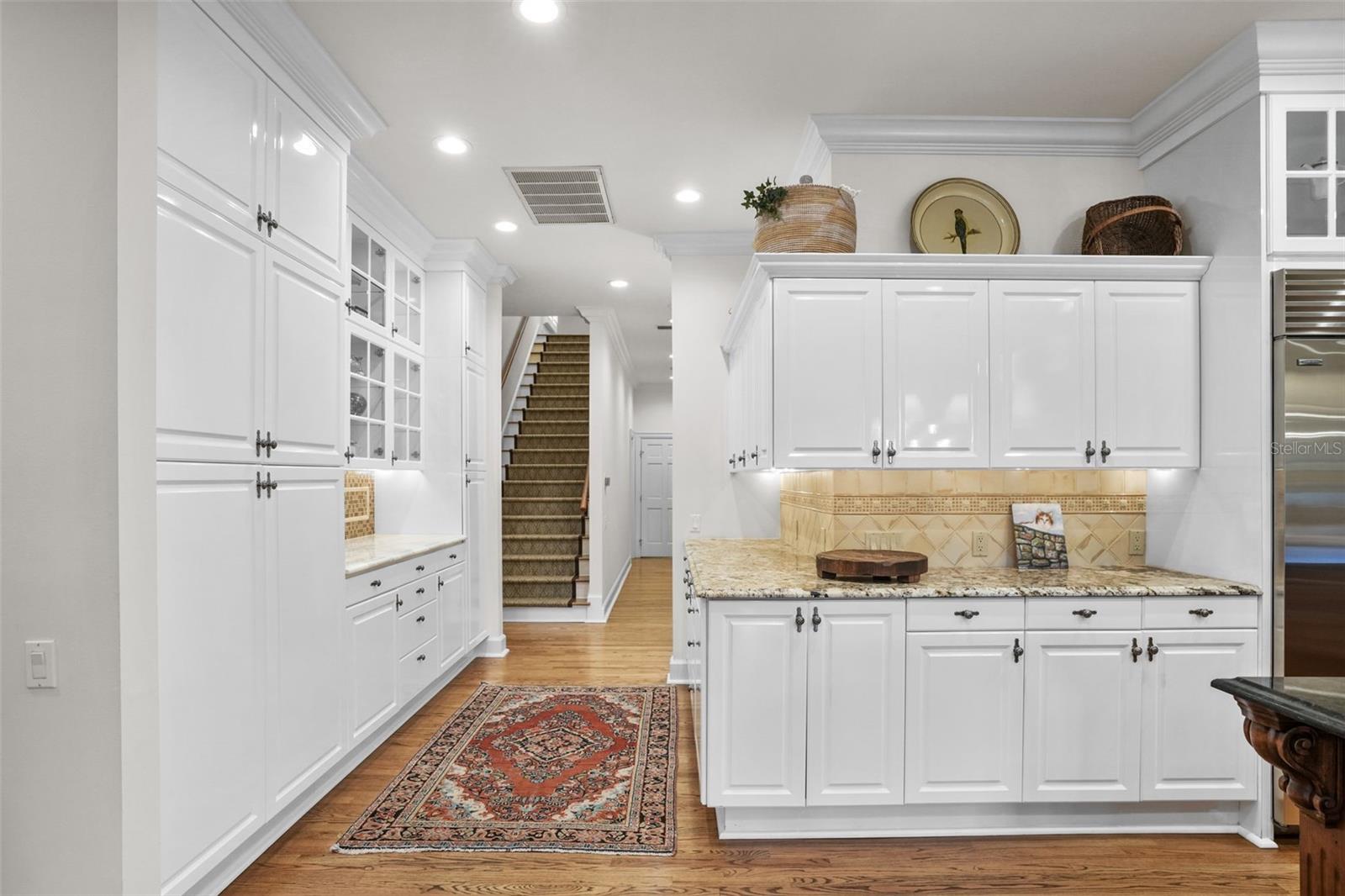 Image 35 of 80 For 16203 Villarreal De Avila