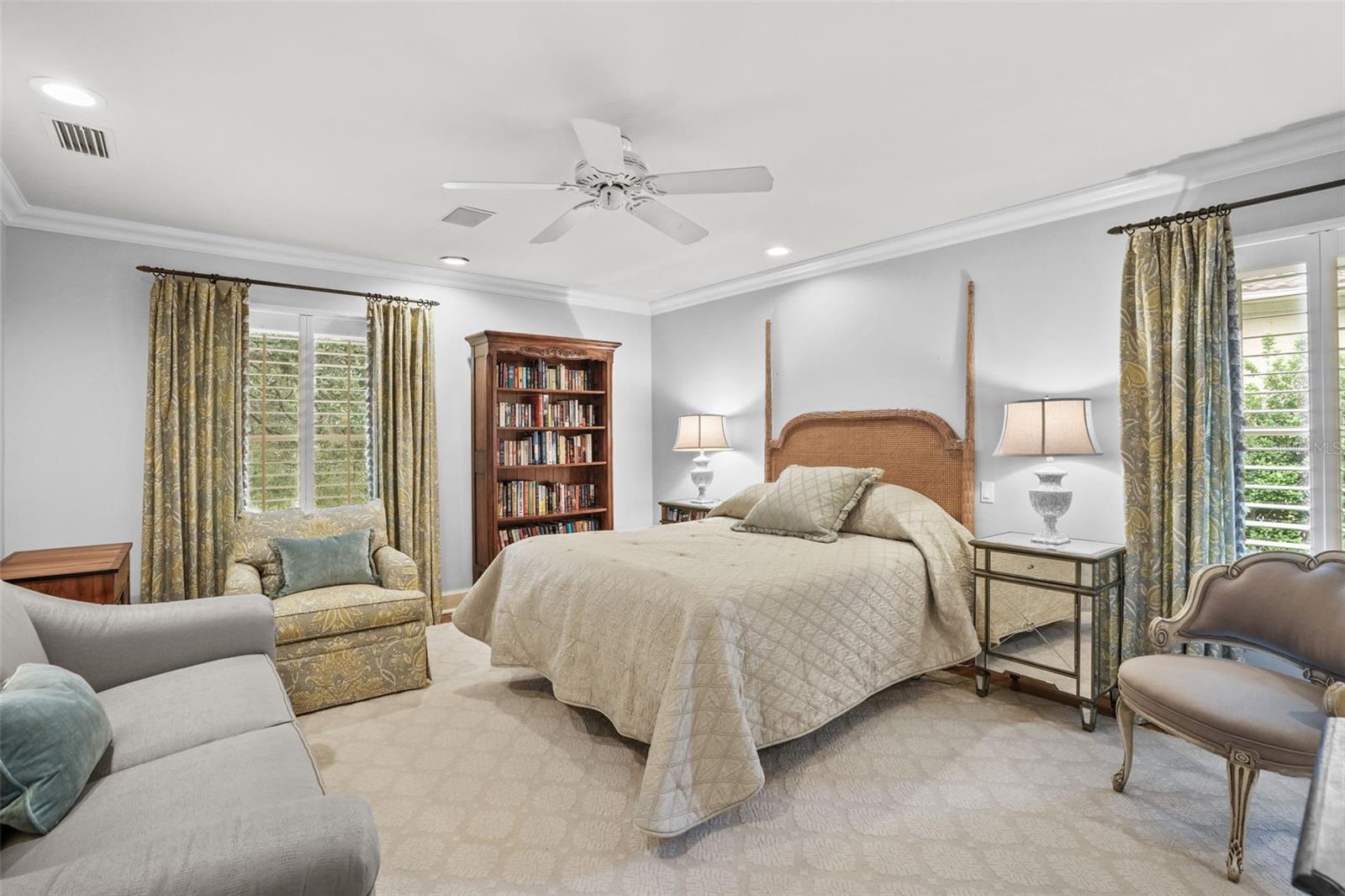 Image 52 of 80 For 16203 Villarreal De Avila