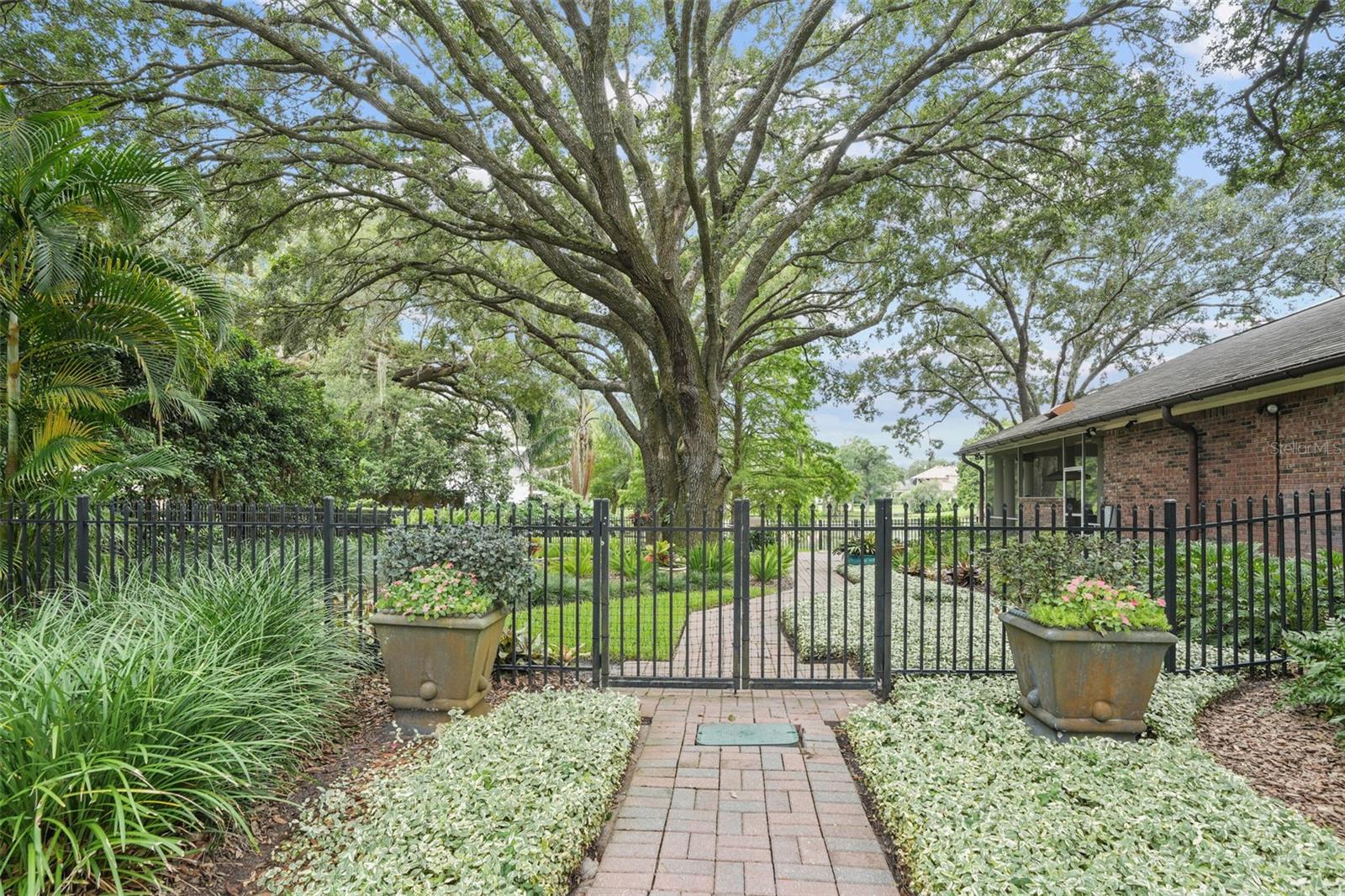 Image 69 of 80 For 16203 Villarreal De Avila