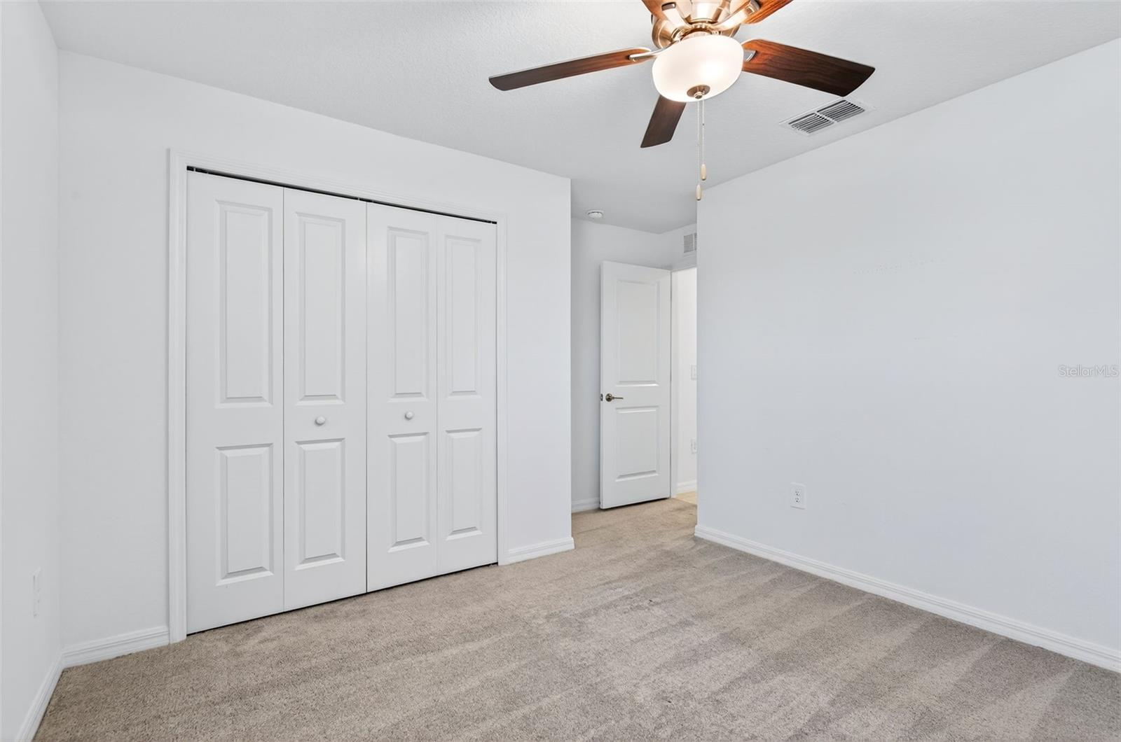 Image 14 of 51 For 15217 Zircon Red Drive