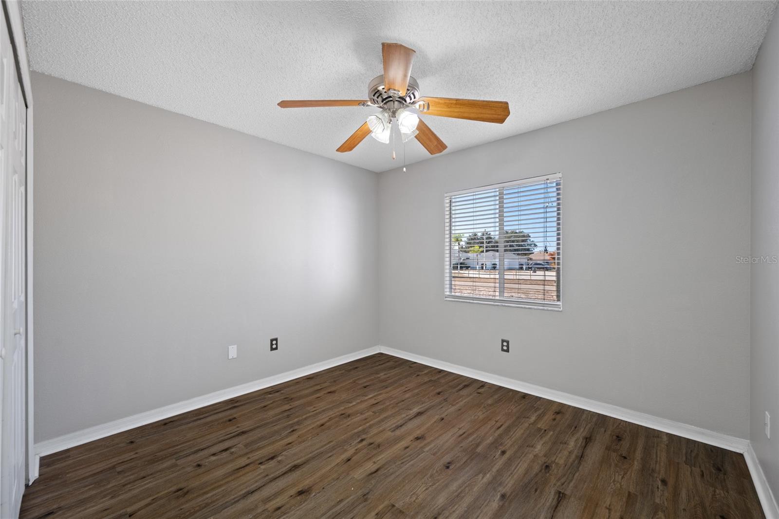 Image 16 of 31 For 11735 Brenford Crest Drive