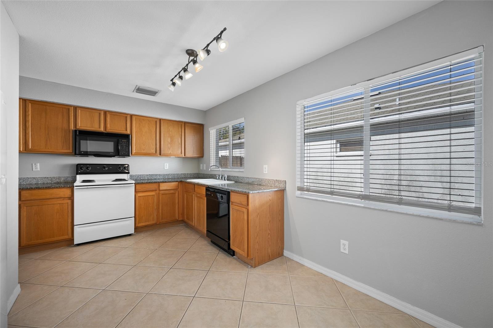 Image 6 of 31 For 11735 Brenford Crest Drive