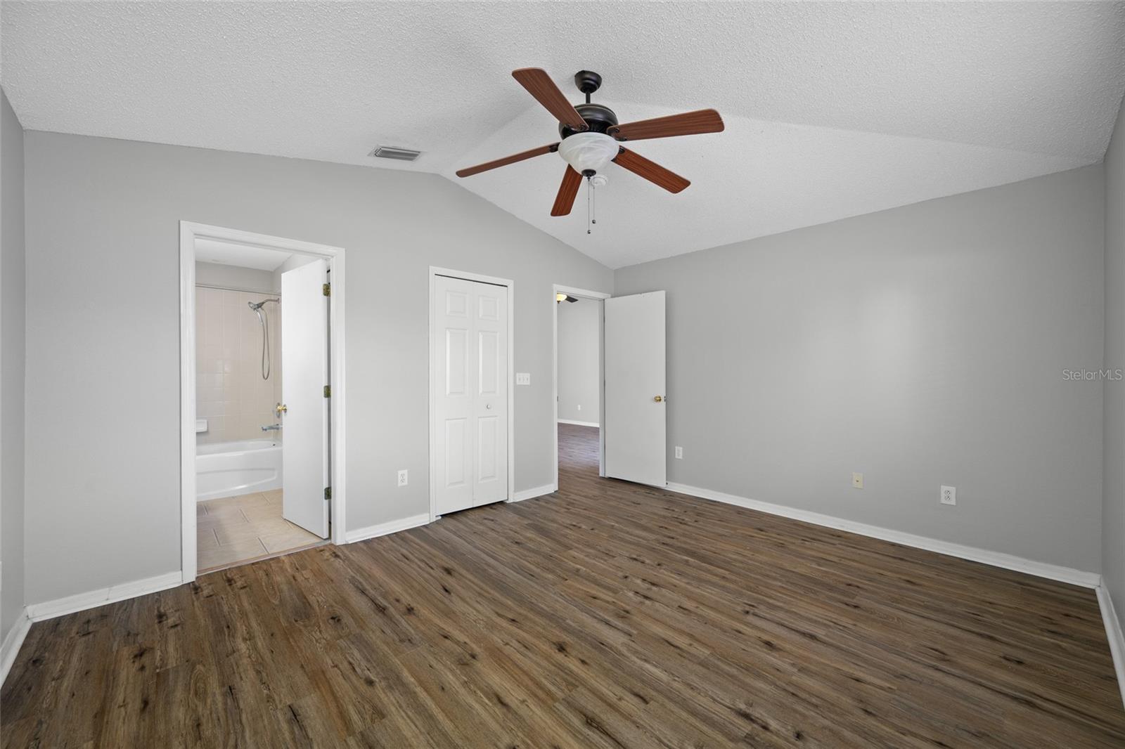 Image 8 of 31 For 11735 Brenford Crest Drive