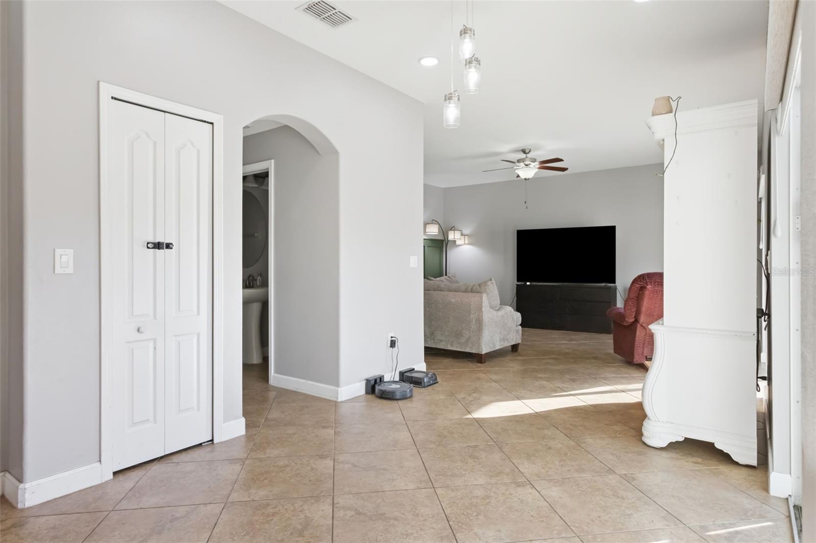 Image 13 of 53 For 11508 Mansfield Point Drive