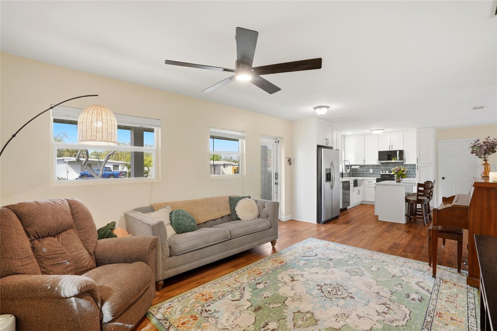 Image 14 of 40 For 5517 Pershing Street Ne