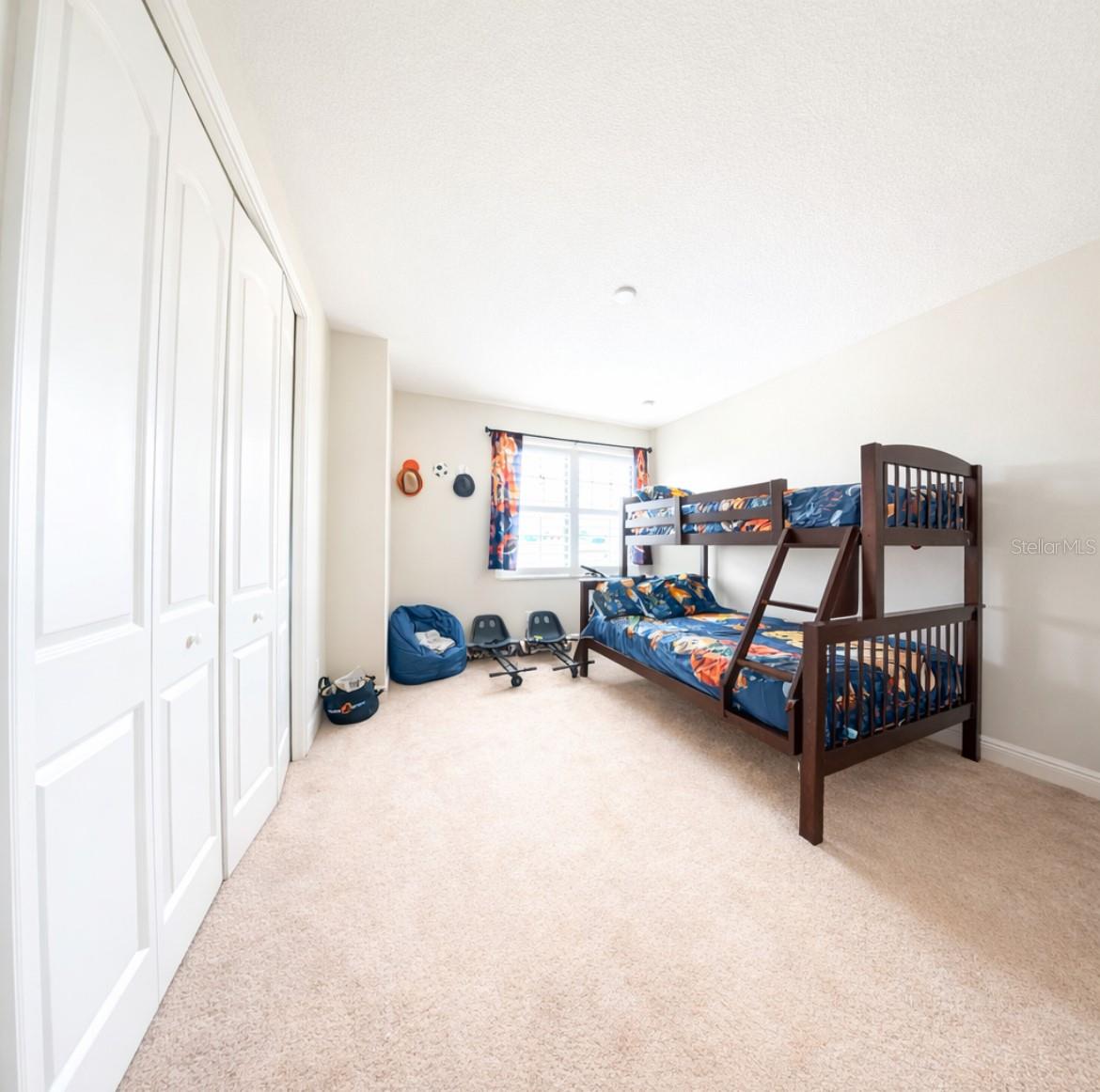 Image 20 of 29 For 1216 Old Windsor Way