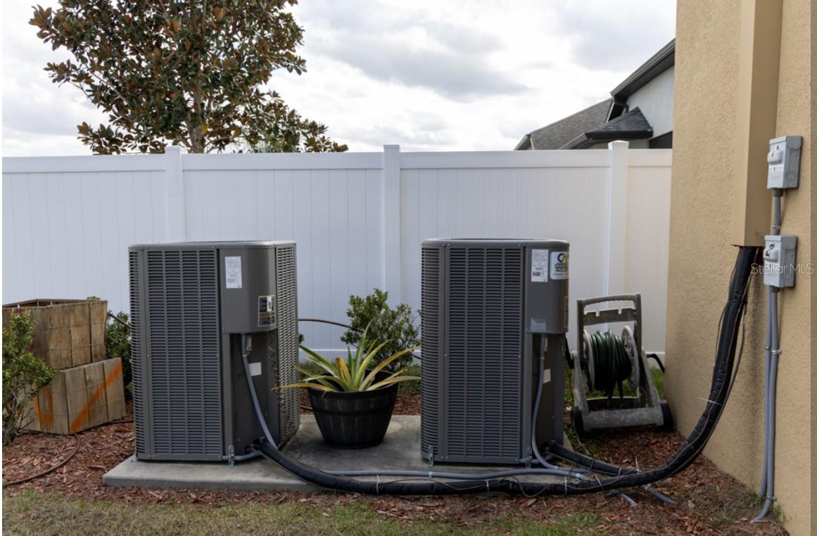 Image 28 of 29 For 1216 Old Windsor Way