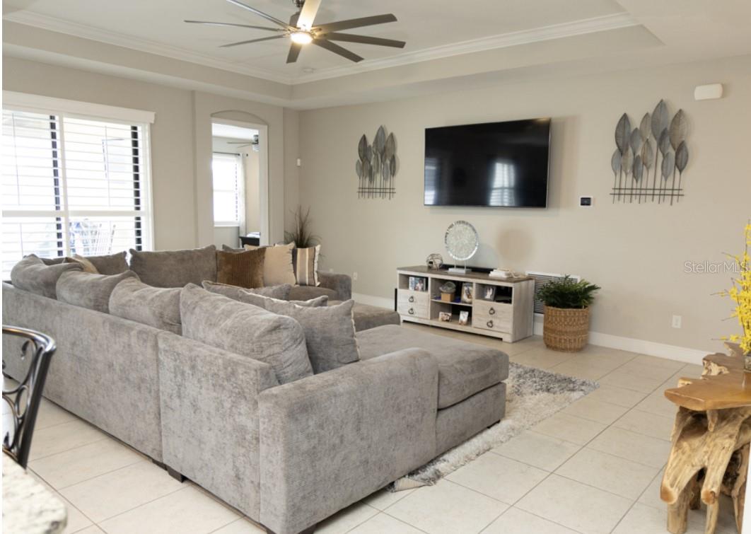 Image 5 of 29 For 1216 Old Windsor Way