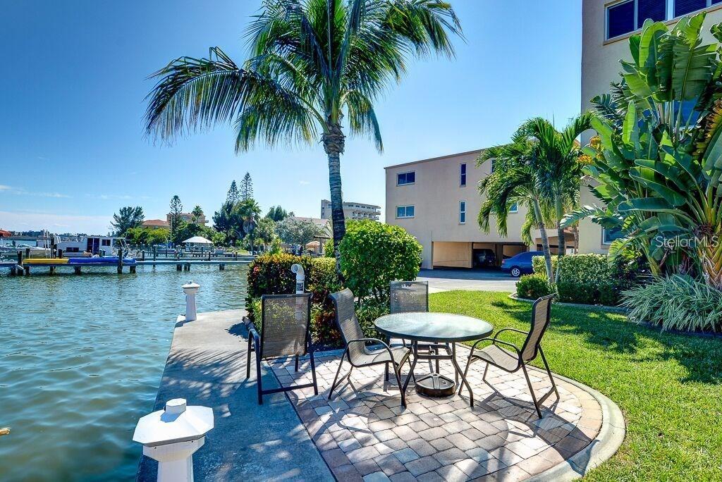 Image 12 of 56 For 10265 Gulf Boulevard A301