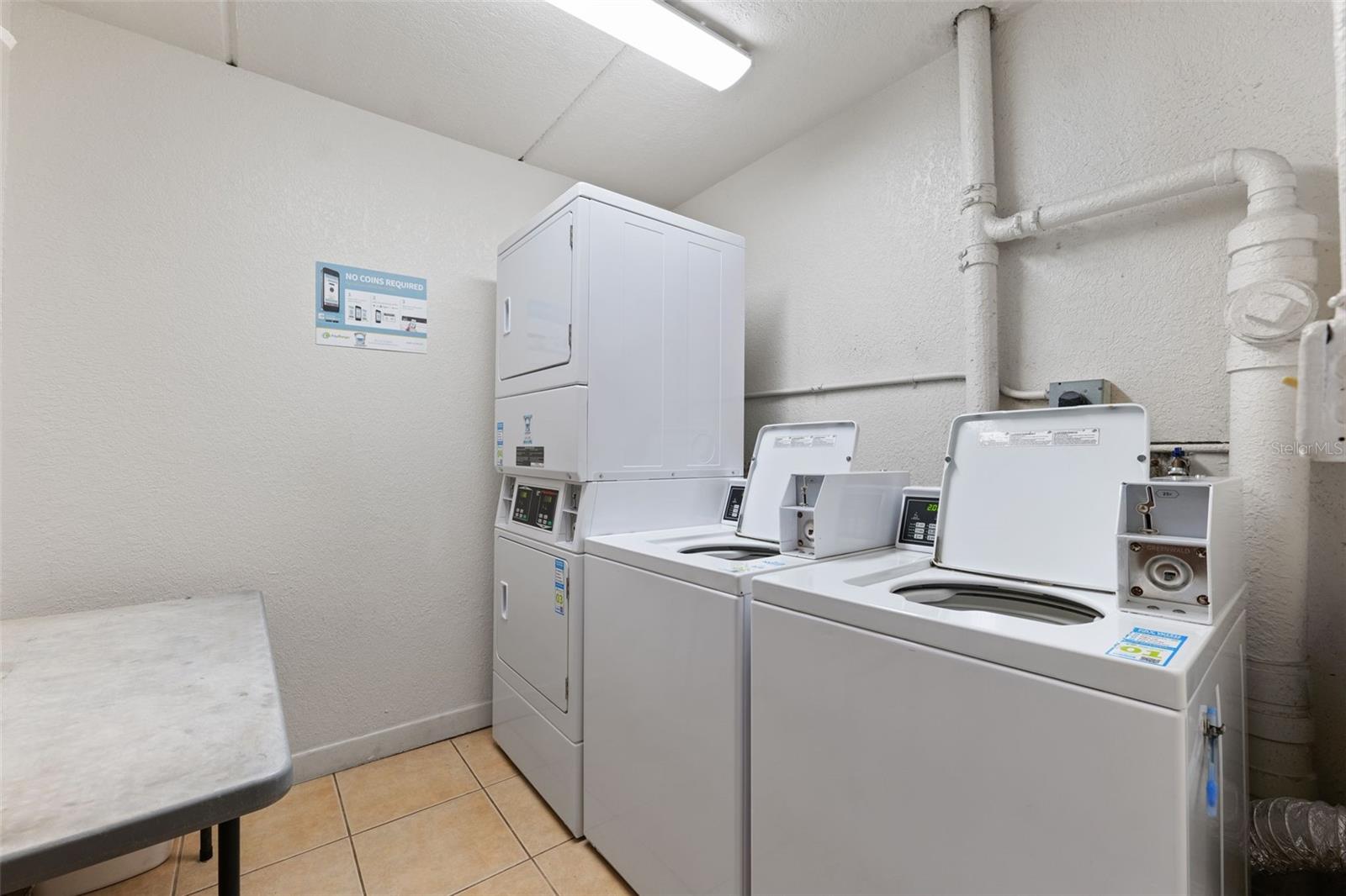 Image 45 of 56 For 10265 Gulf Boulevard A301