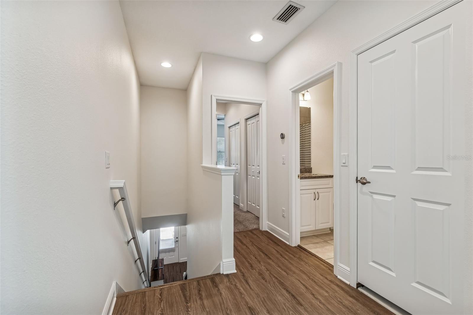 Image 37 of 69 For 638 Jetstar Lane