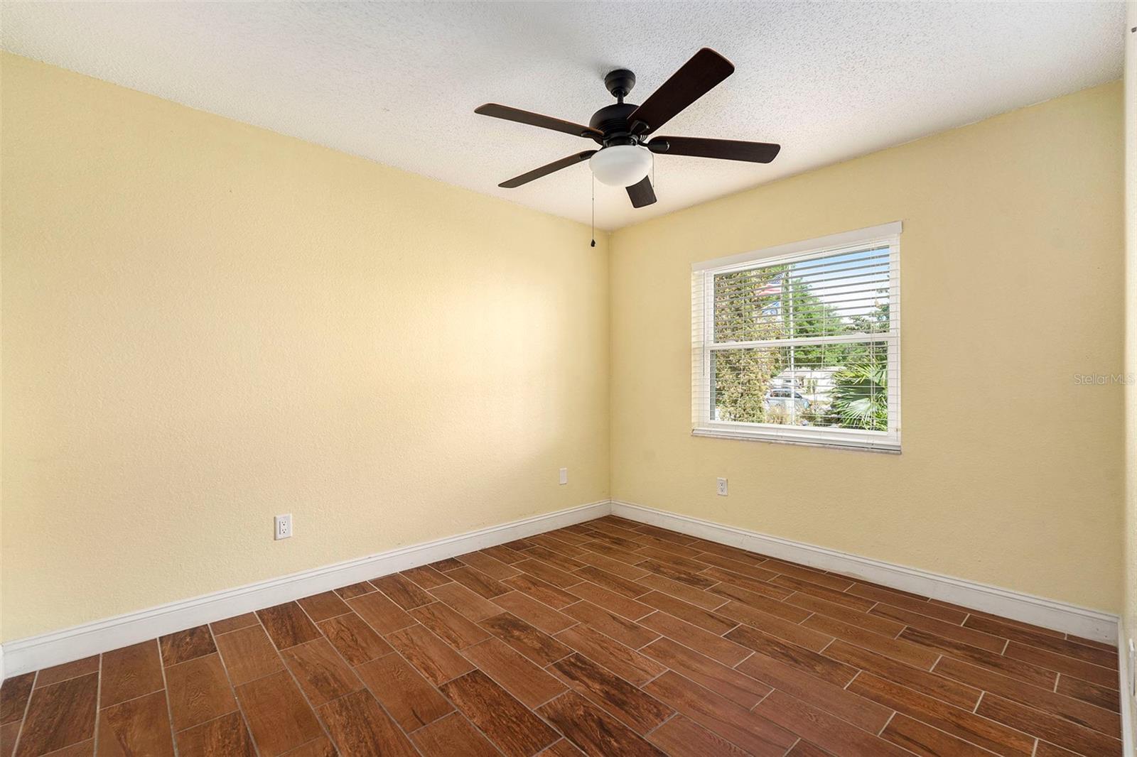 Image 11 of 15 For 5706 Carrollwood Meadows Drive