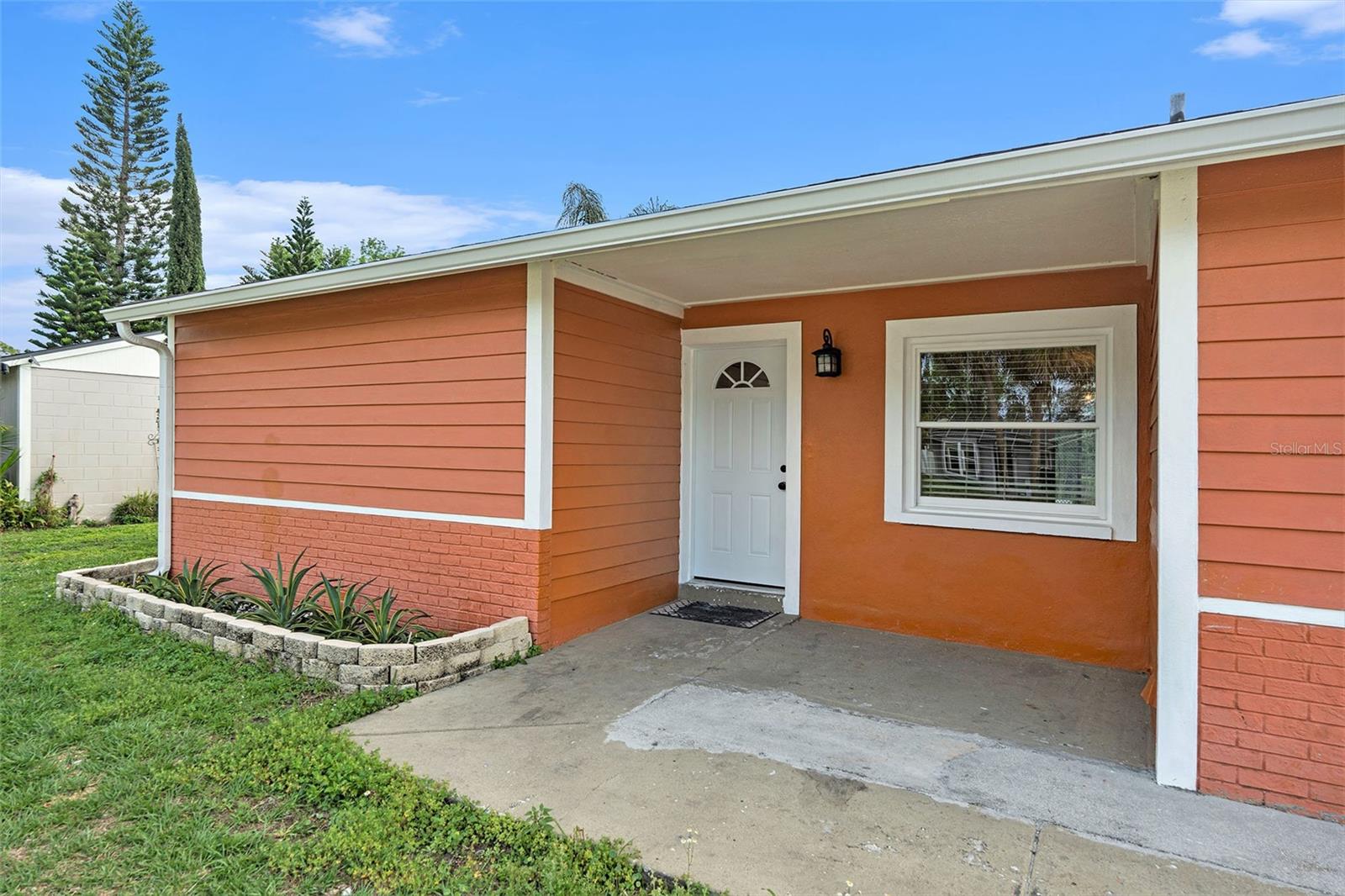 Image 2 of 15 For 5706 Carrollwood Meadows Drive