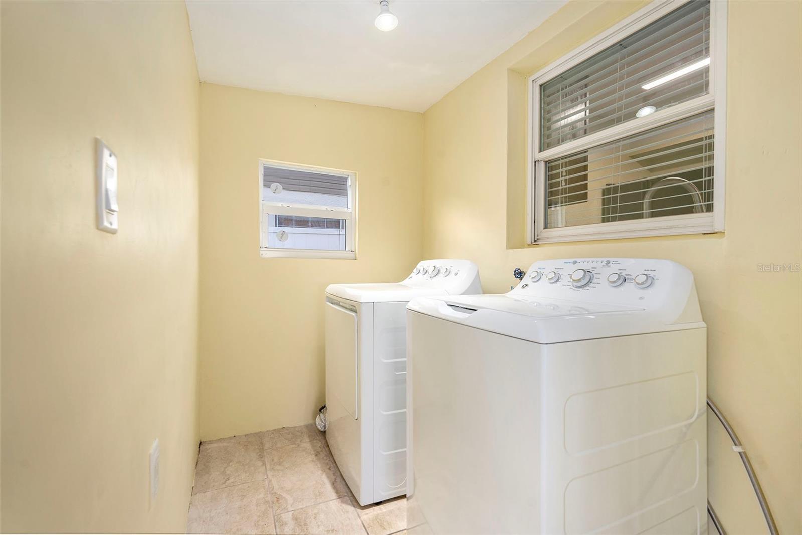 Image 8 of 15 For 5706 Carrollwood Meadows Drive