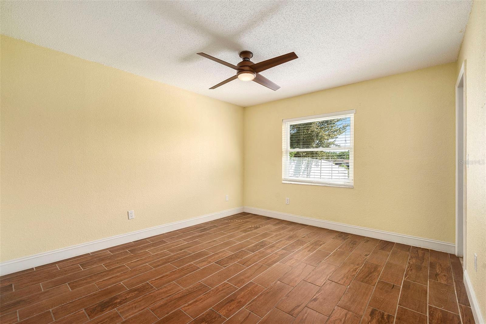 Image 9 of 15 For 5706 Carrollwood Meadows Drive