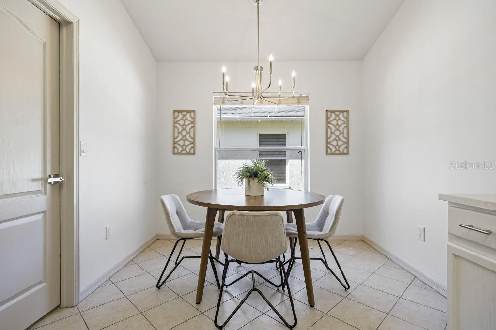 Image 14 of 34 For 10934 May Apple Court